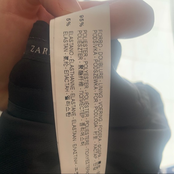 Cute ZARA mini skirt, avant garde, thick material - Picture 4 of 6